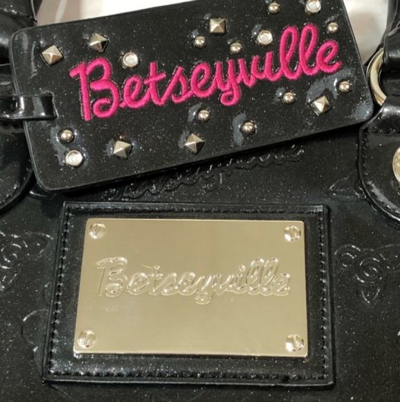 Betsey Johnson betseyville black patent leather dome satchel - Picture 2 of 11